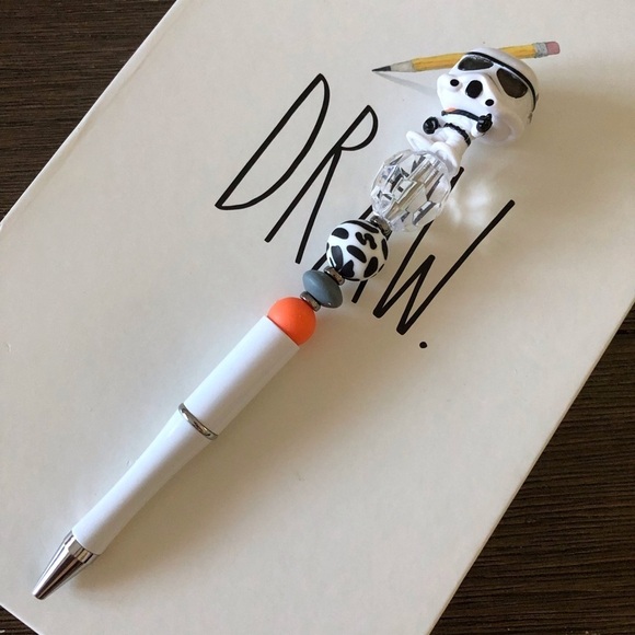 Disney Doorables: Star Wars: Storm Trooper handmade beaded pen - Picture 2 of 3
